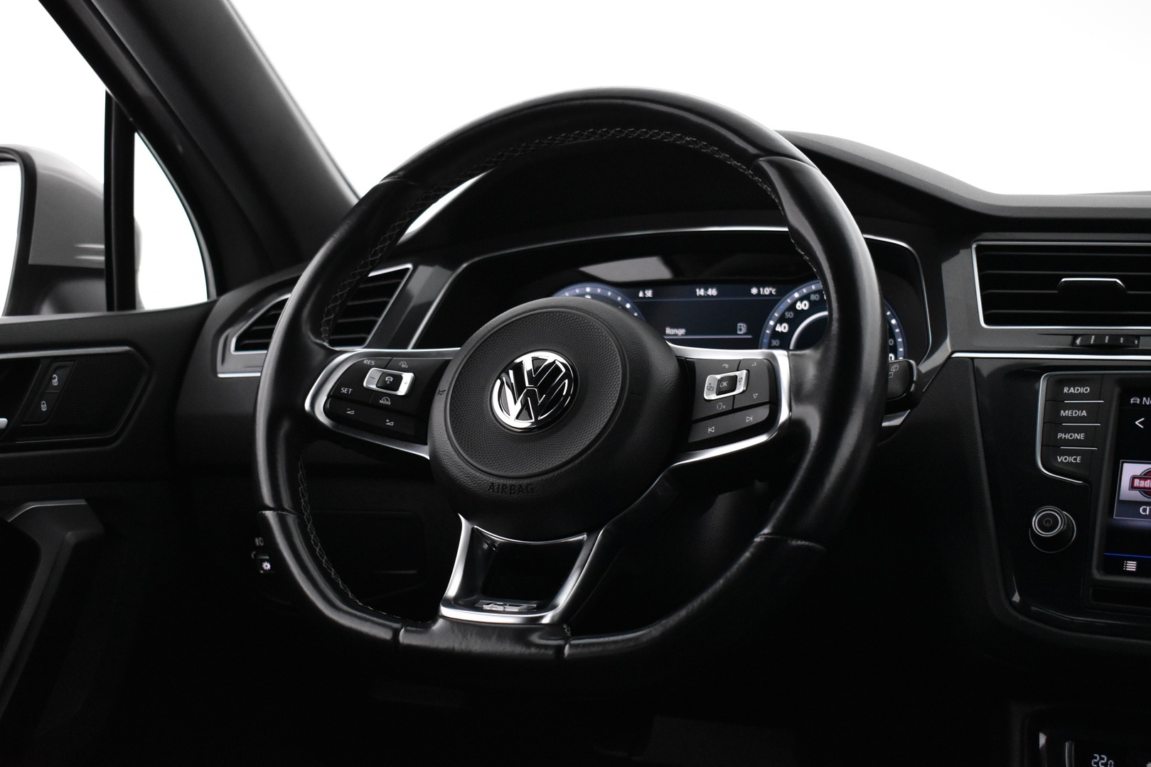 VOLKSWAGEN Tiguan 2017