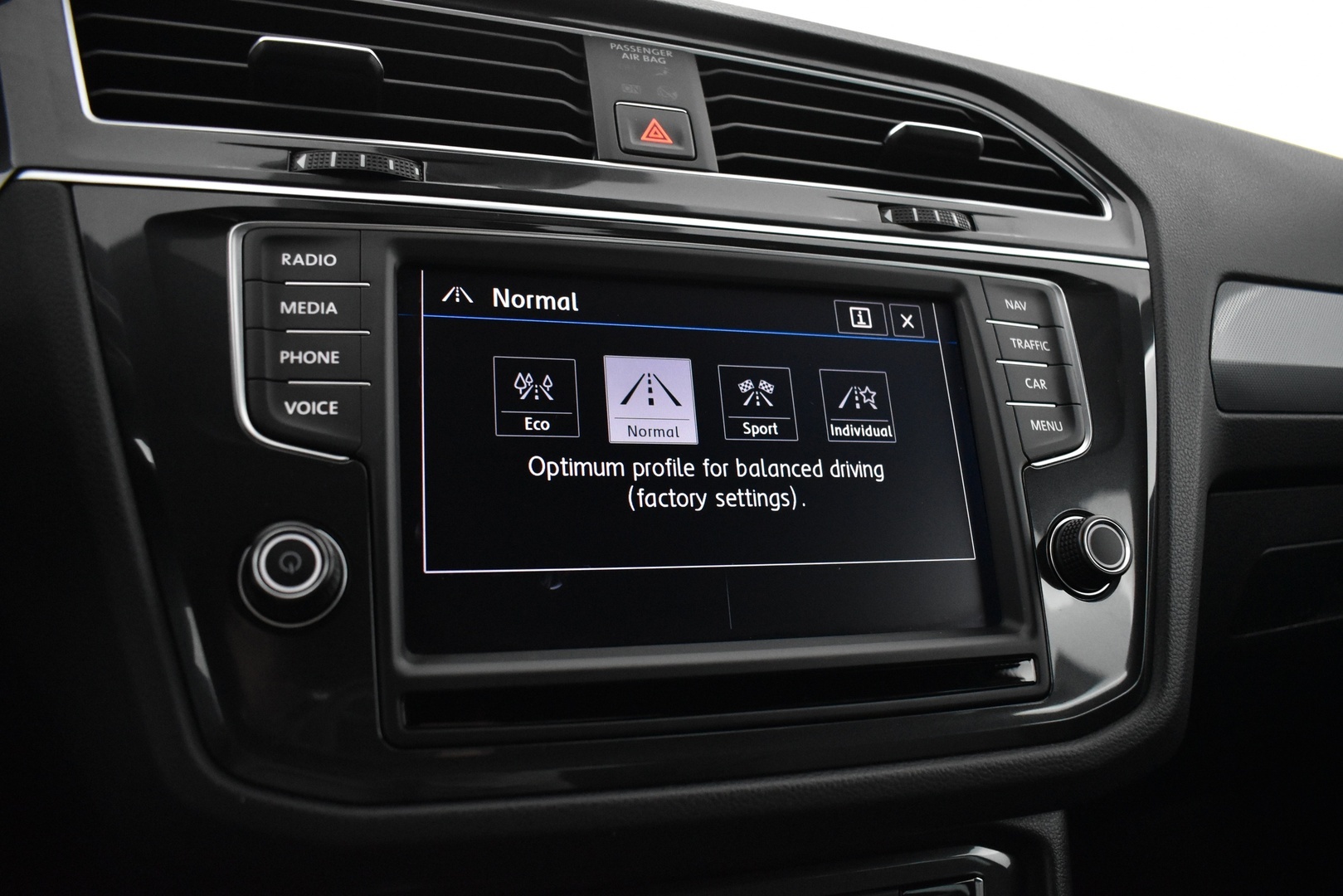 VOLKSWAGEN Tiguan 2017