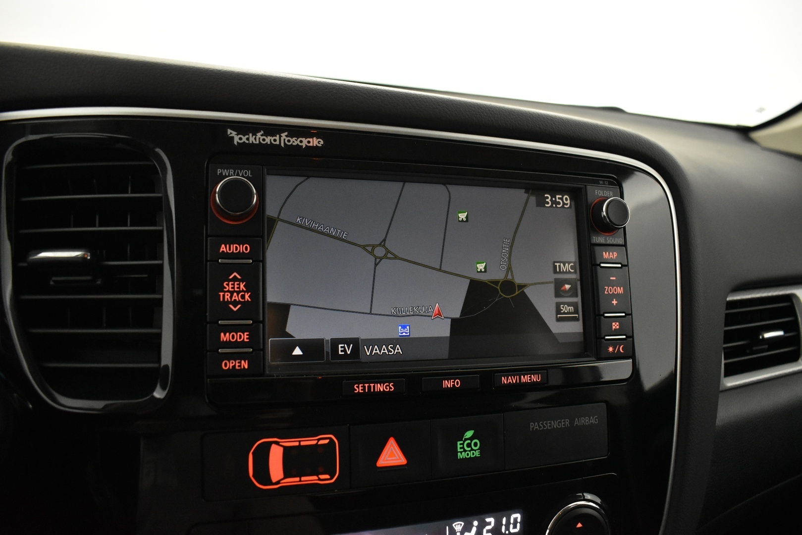 MITSUBISHI Outlander PHEV 2014