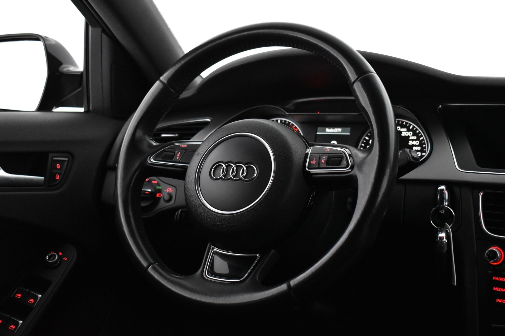 AUDI A4 2013