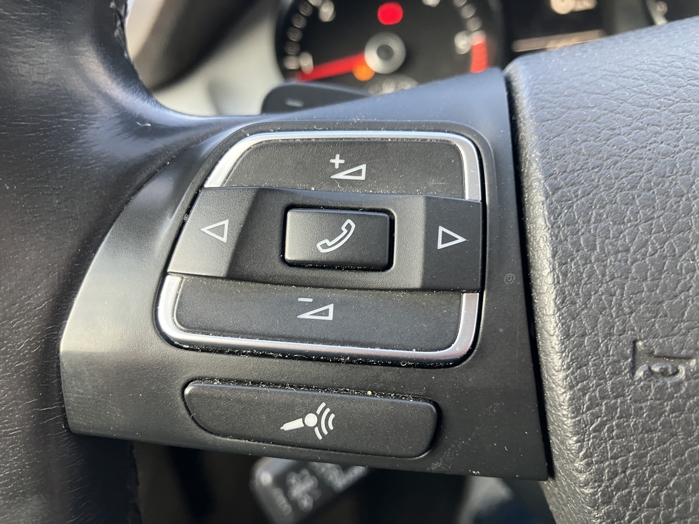 VOLKSWAGEN Passat 2013