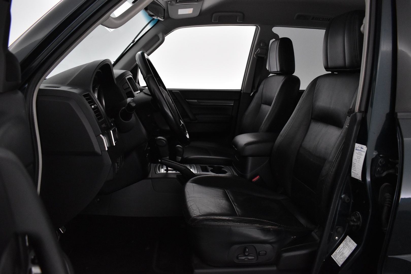 MITSUBISHI Pajero 2007