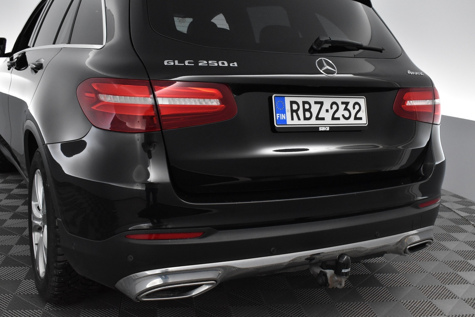 MERCEDES-BENZ GLC 2017
