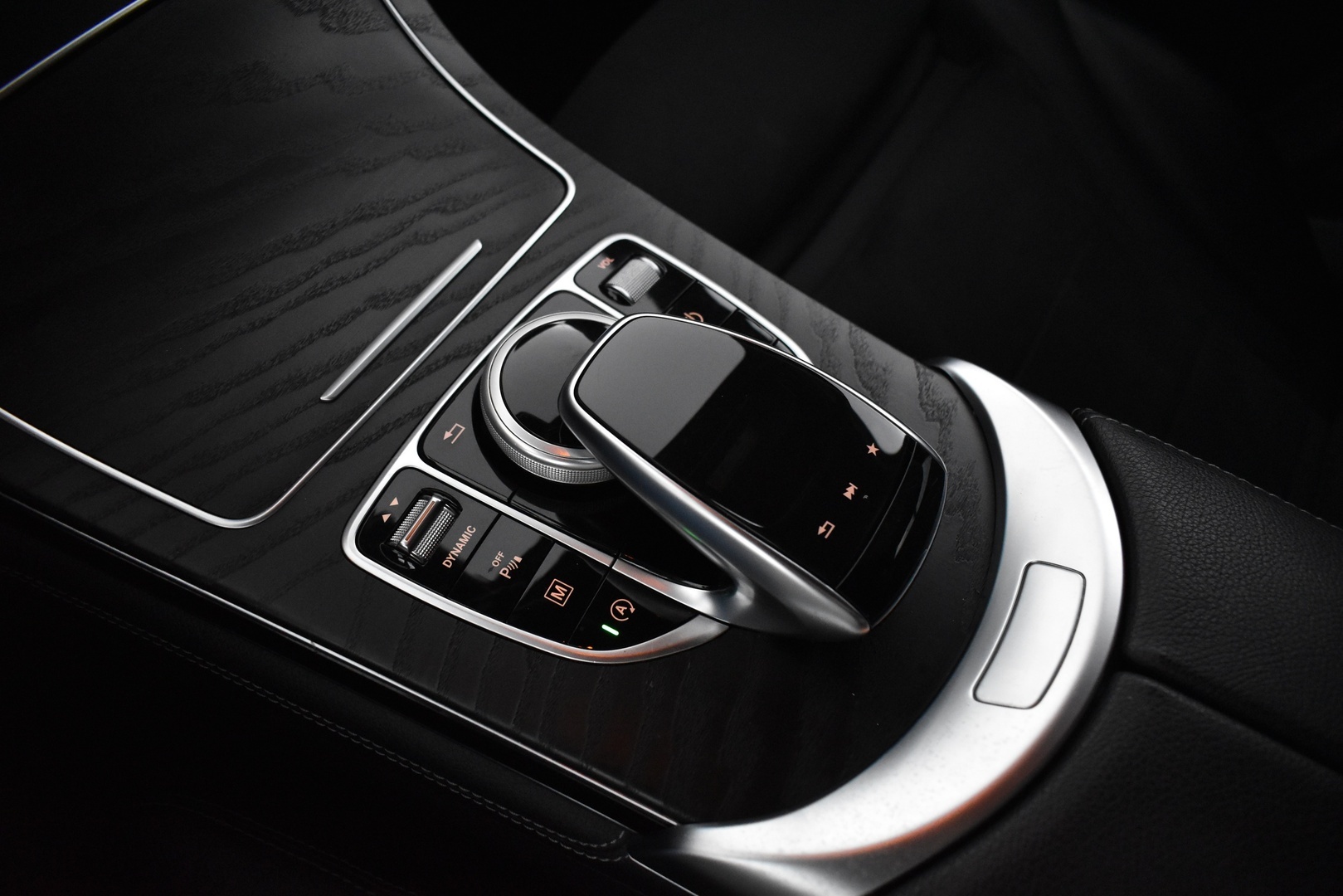 MERCEDES-BENZ GLC 2017