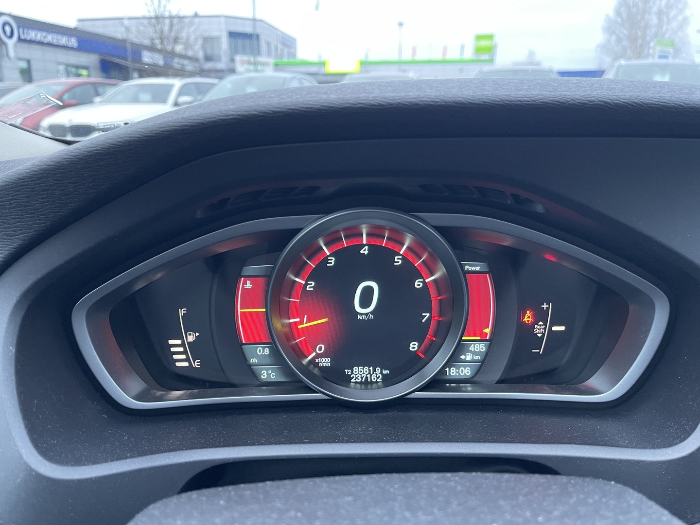 VOLVO V40 Cross Country 2013