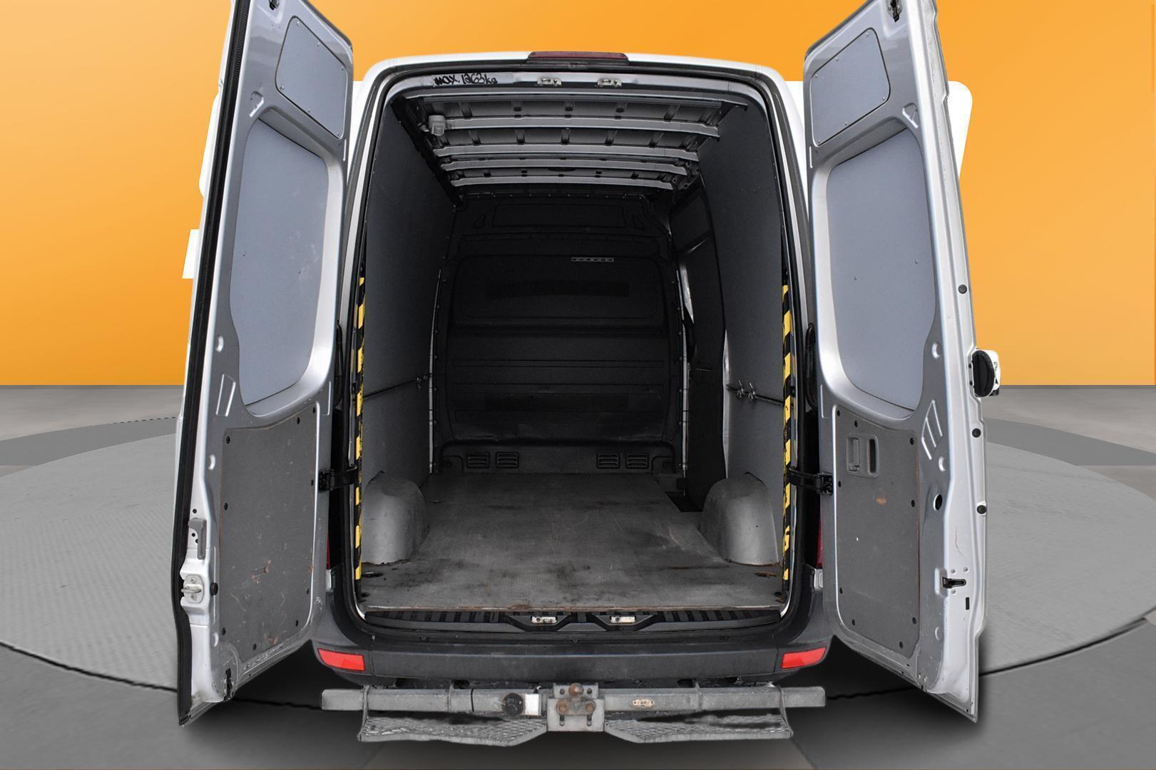 VOLKSWAGEN Crafter 2015