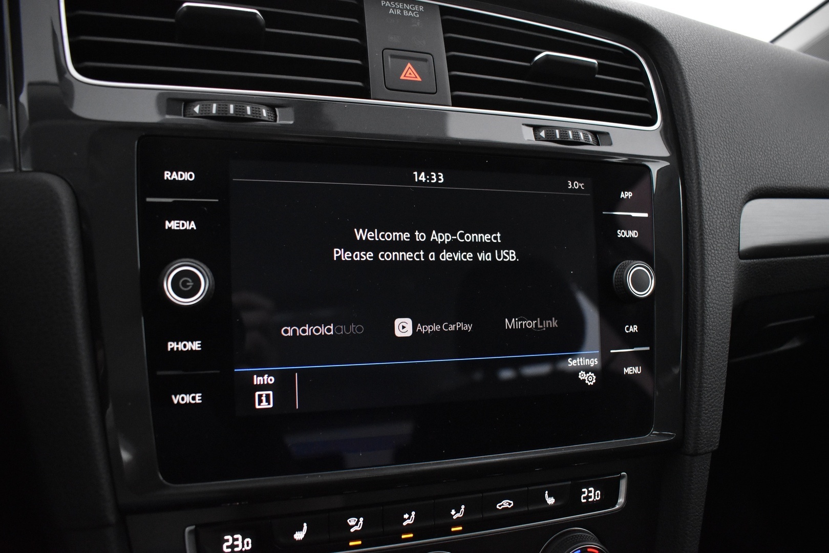 VOLKSWAGEN Golf 2019