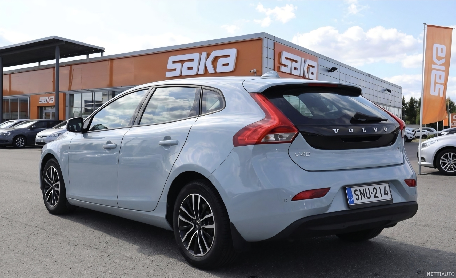 VOLVO V40 2017