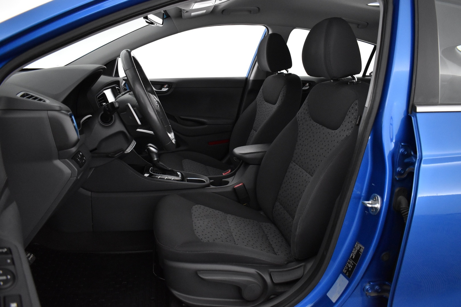 HYUNDAI IONIQ PLUG-IN 2017