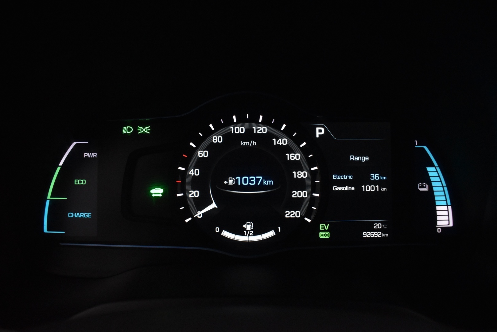 HYUNDAI IONIQ PLUG-IN 2017