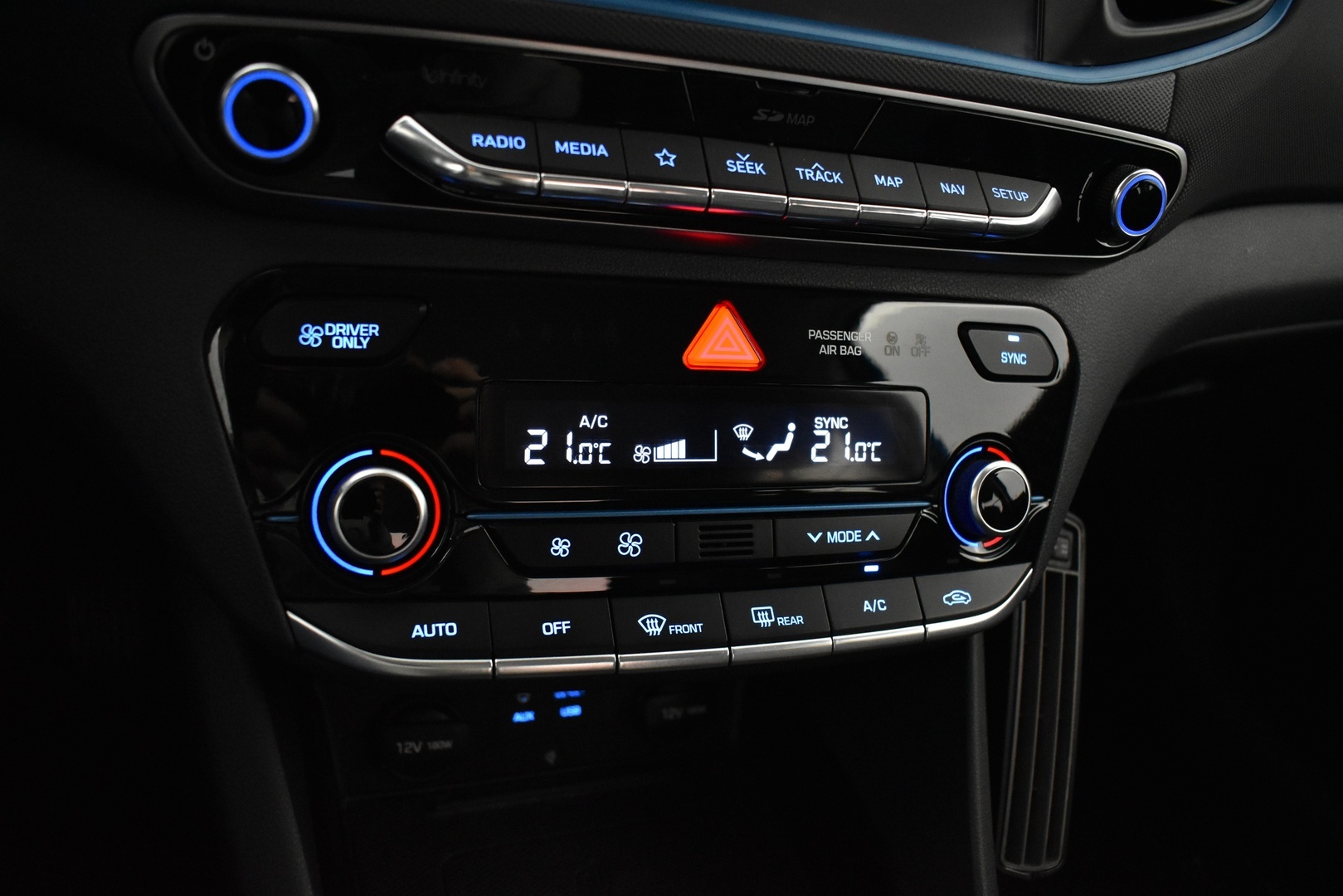 HYUNDAI IONIQ PLUG-IN 2017