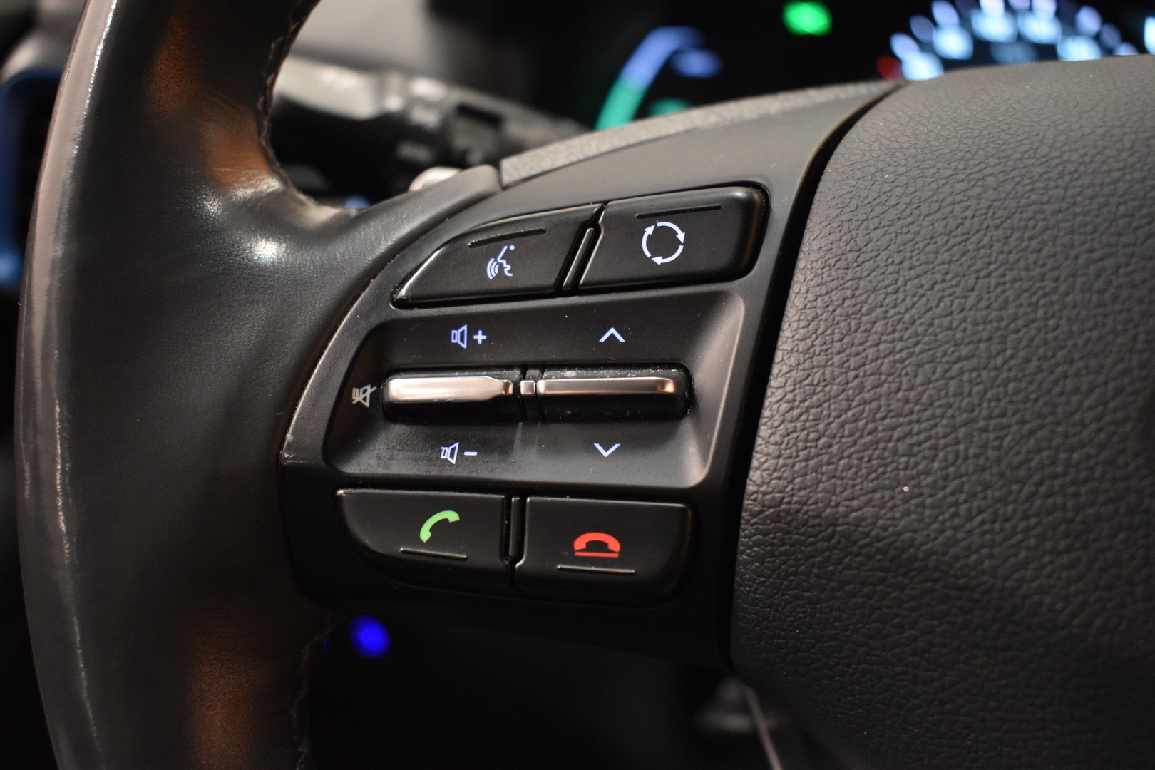 HYUNDAI IONIQ PLUG-IN 2017