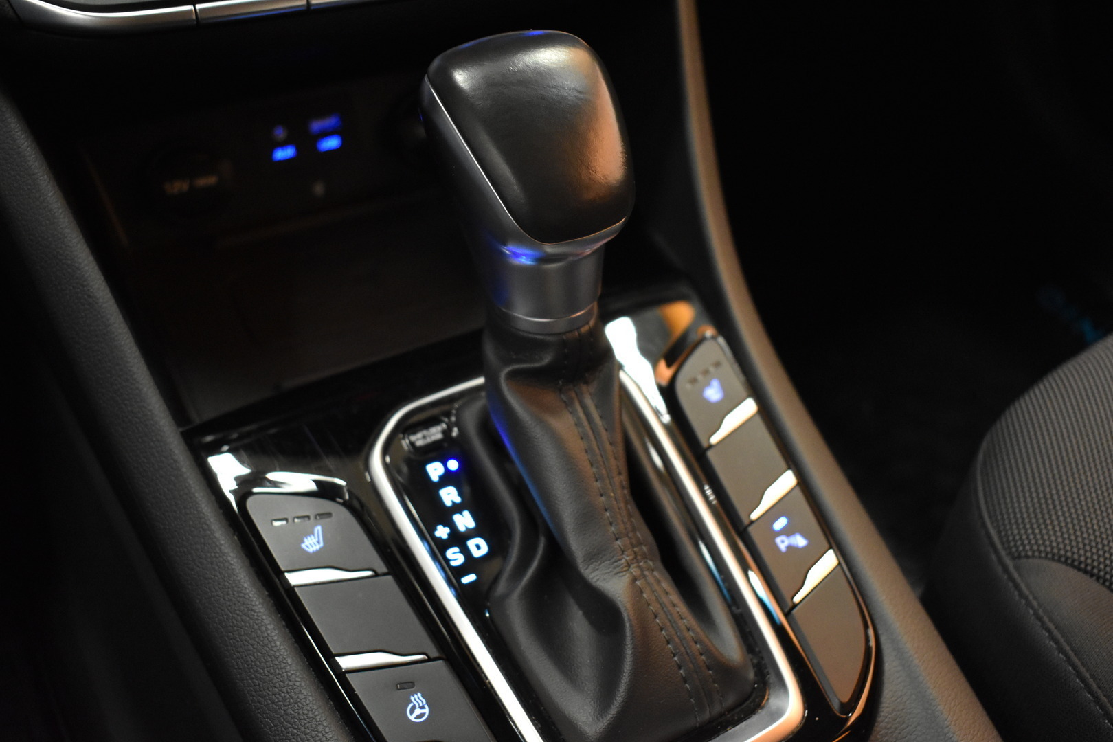 HYUNDAI IONIQ PLUG-IN 2017