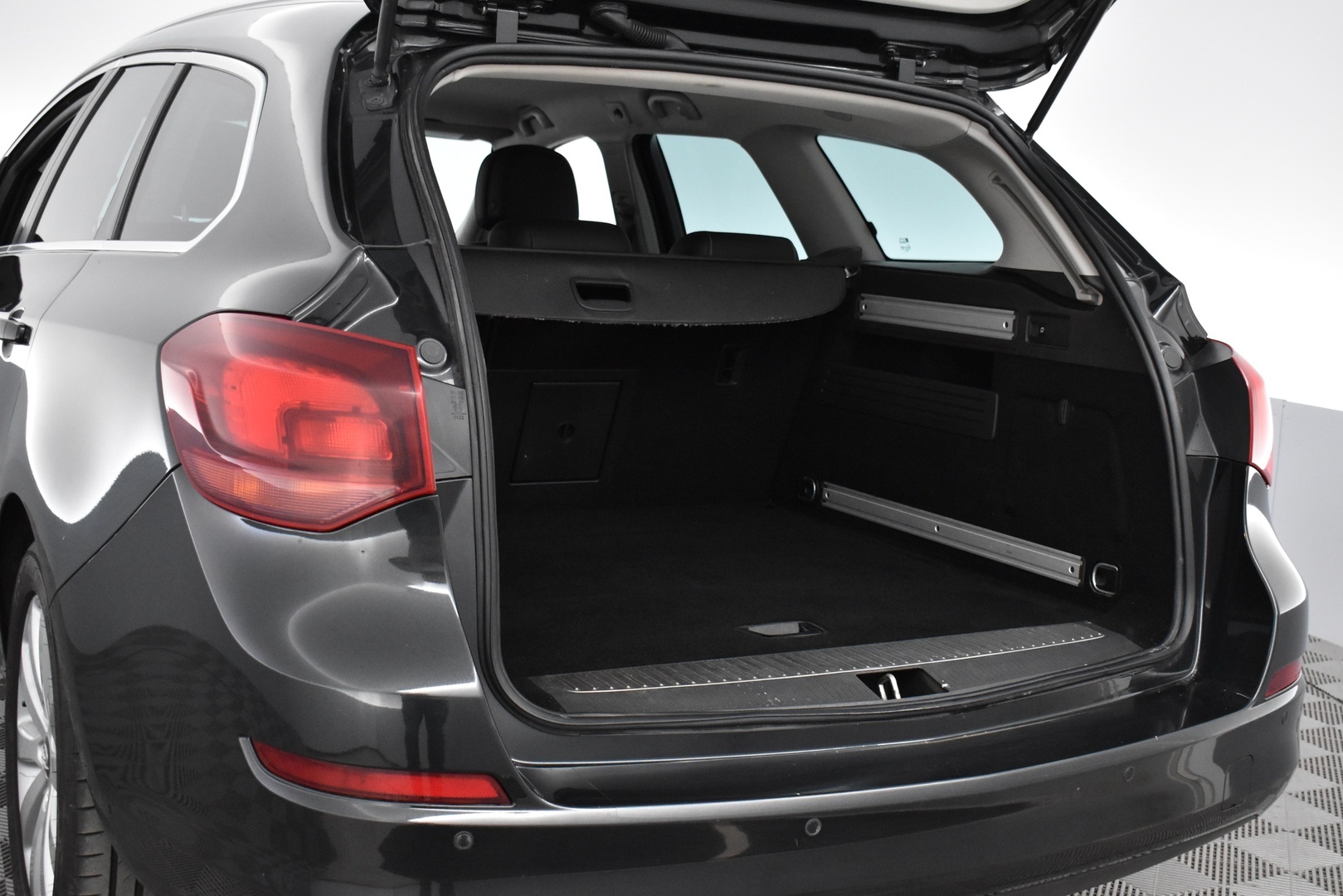 OPEL Astra 2012