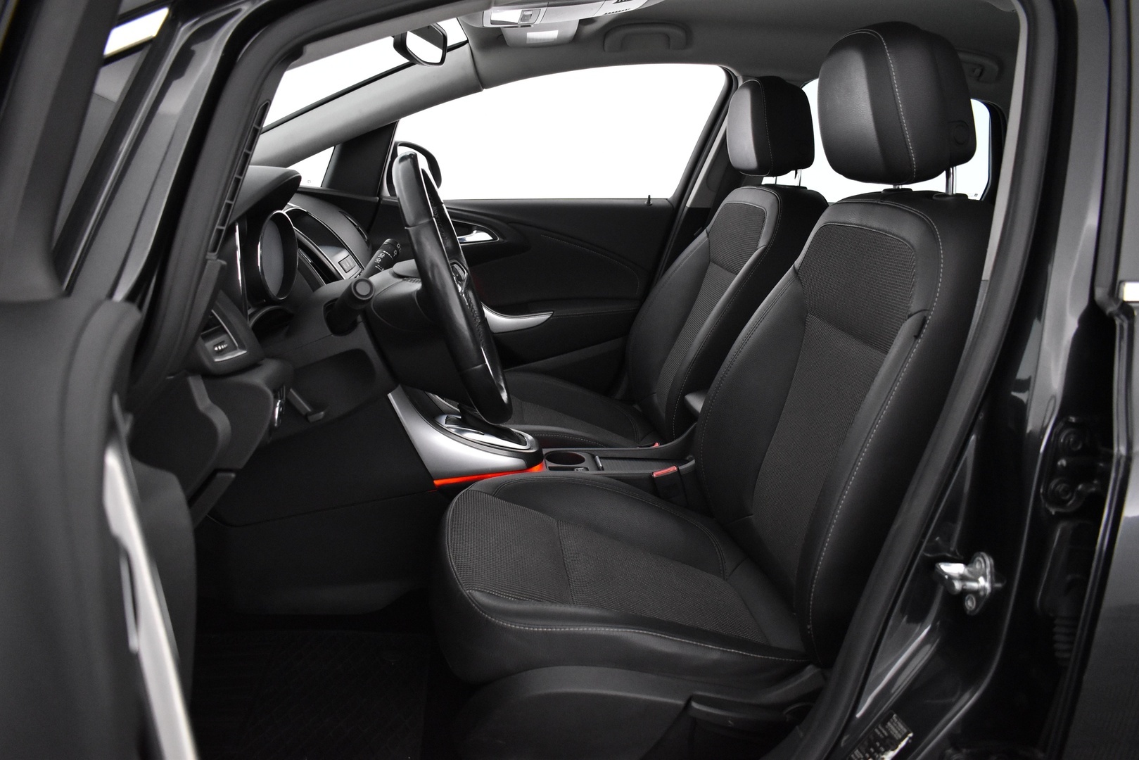 OPEL Astra 2012