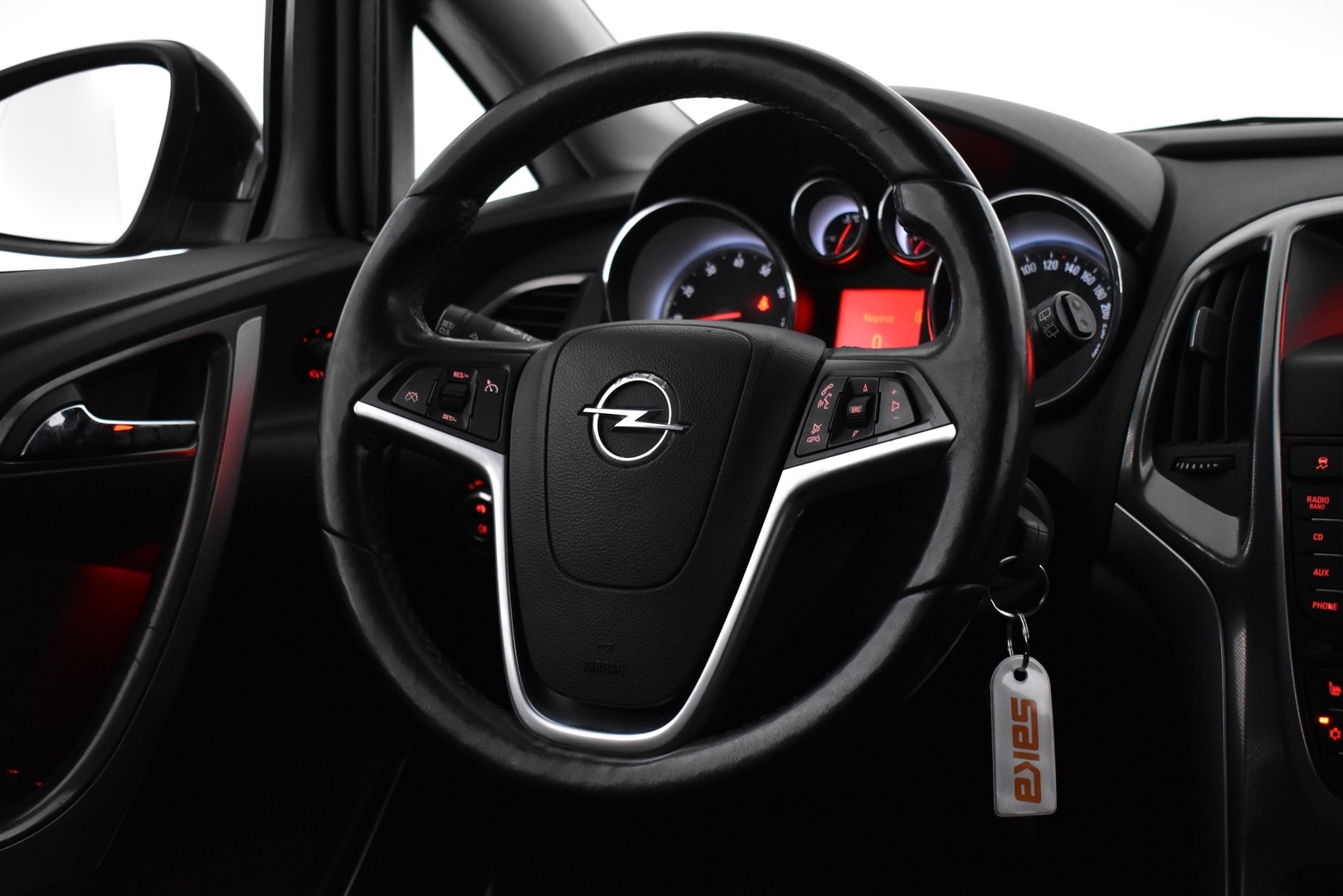 OPEL Astra 2012