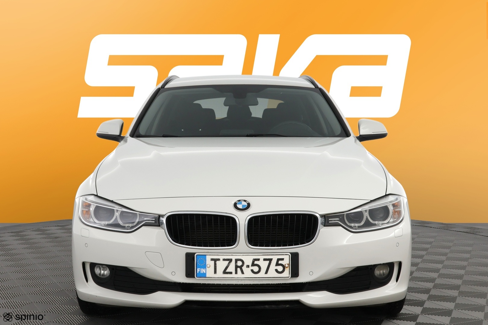 BMW 318 2015
