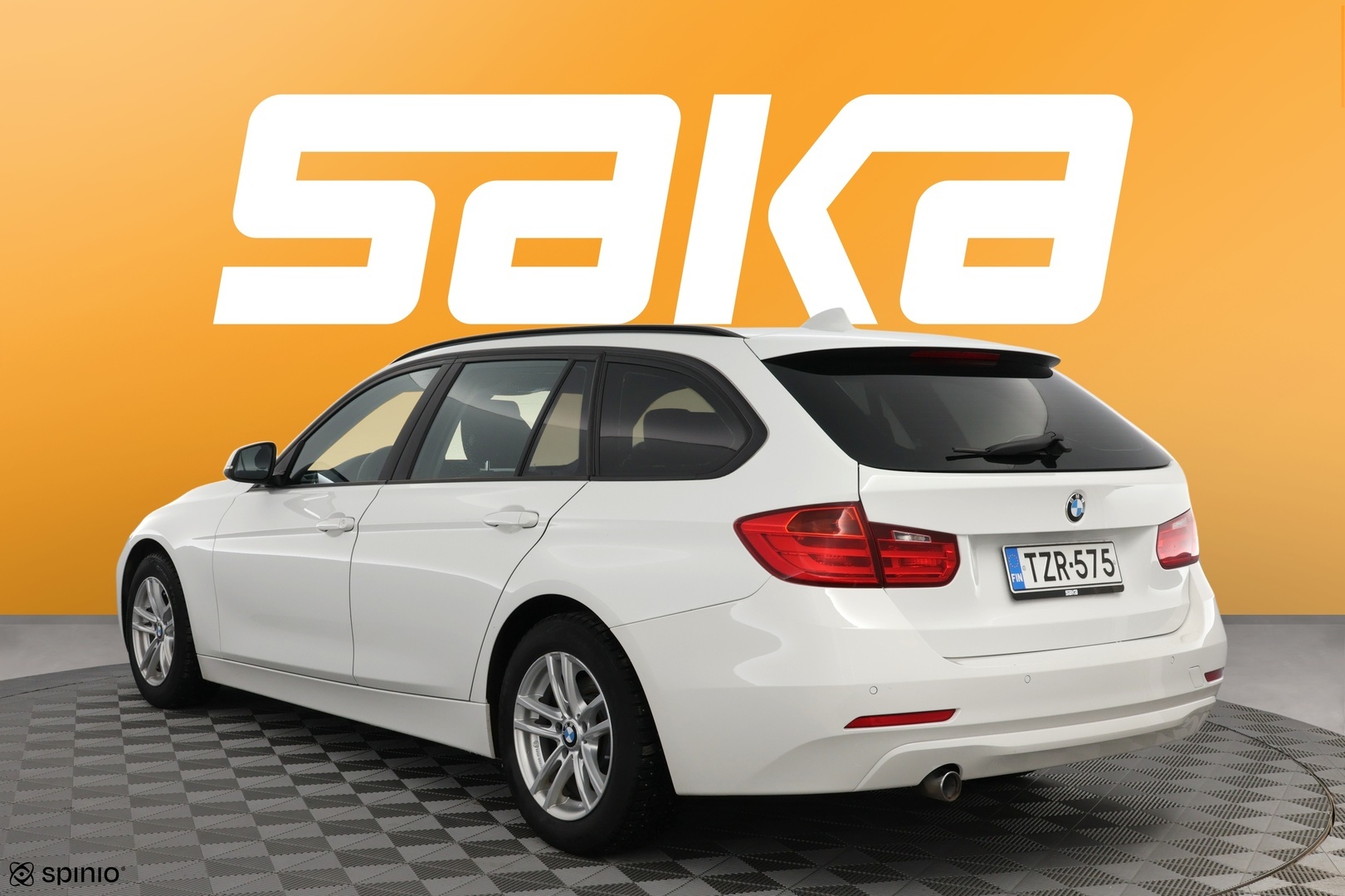 BMW 318 2015