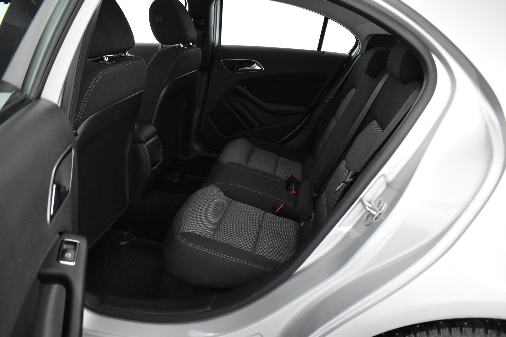 MERCEDES-BENZ A 2013