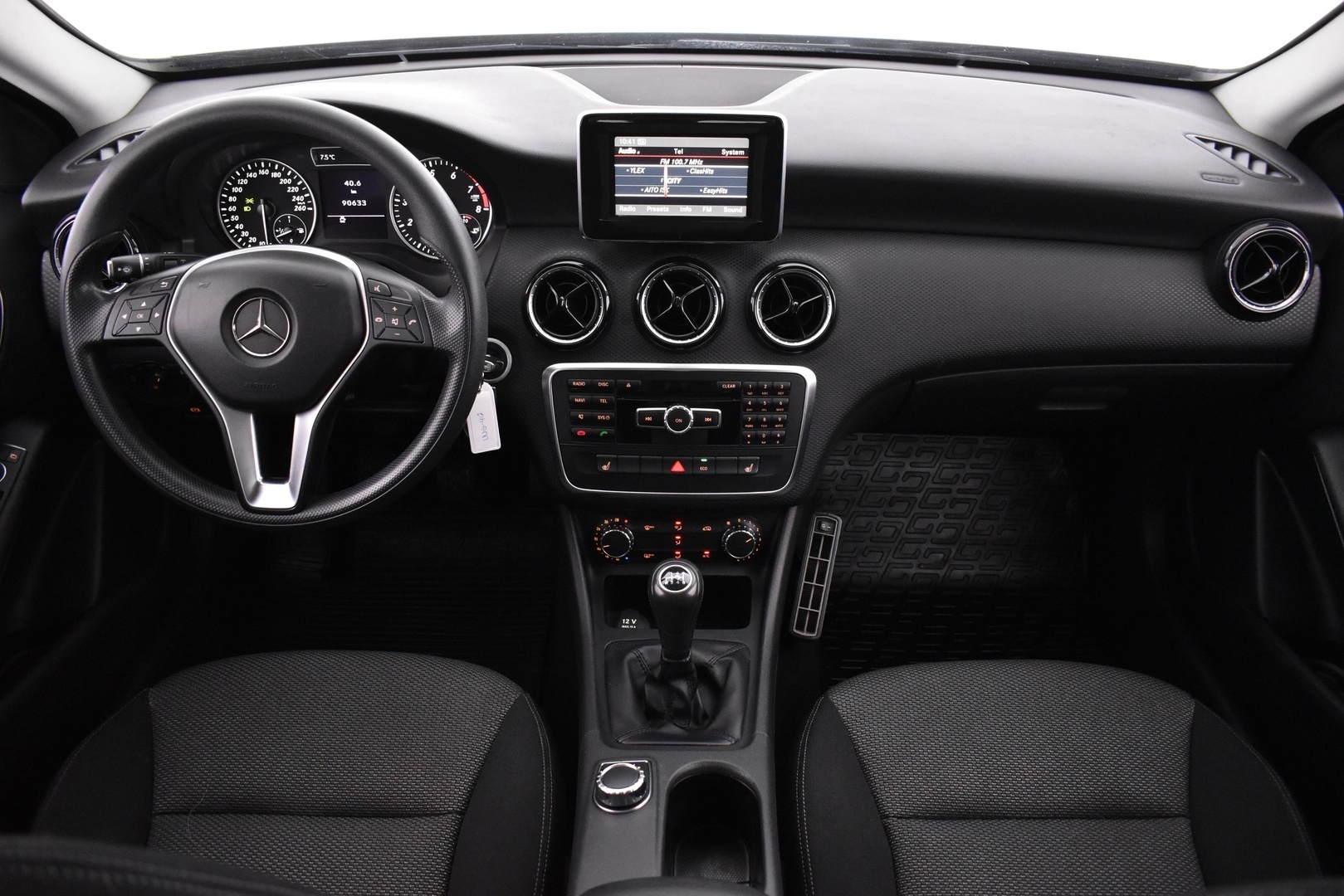 MERCEDES-BENZ A 2013