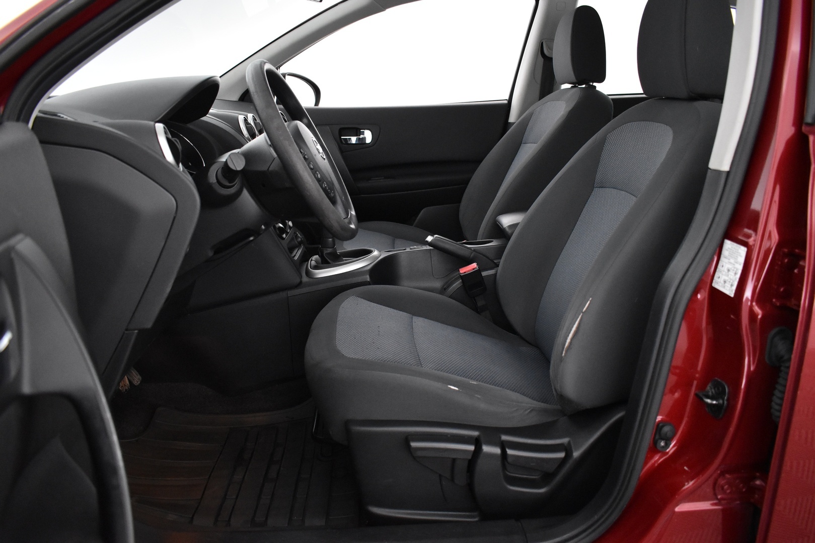 NISSAN Qashqai 2013