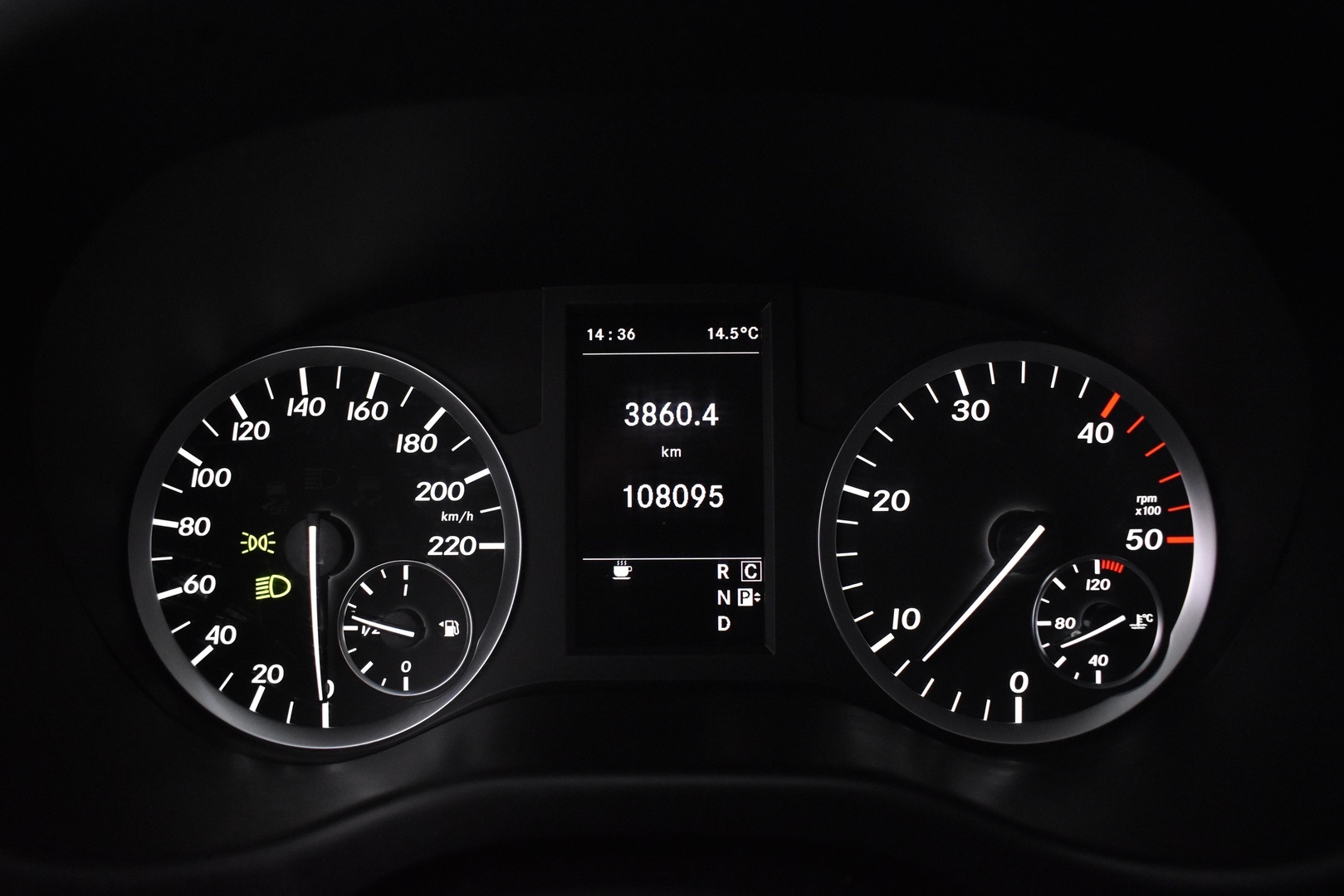 MERCEDES-BENZ Vito 2016