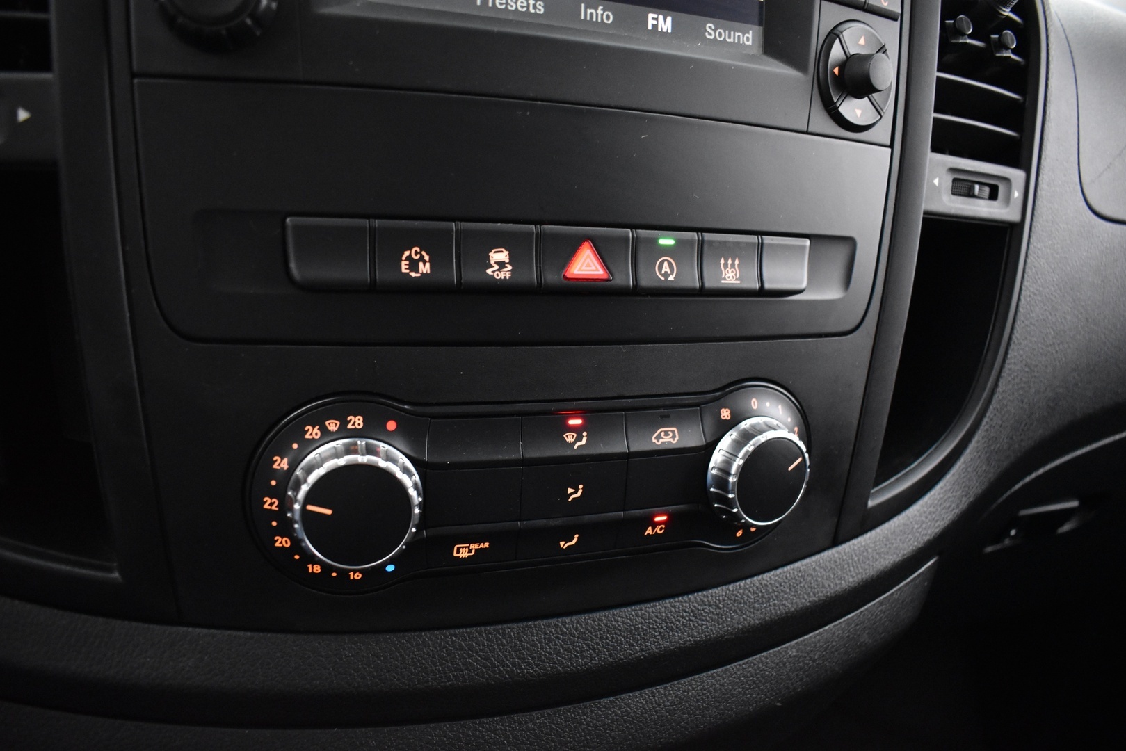 MERCEDES-BENZ Vito 2016