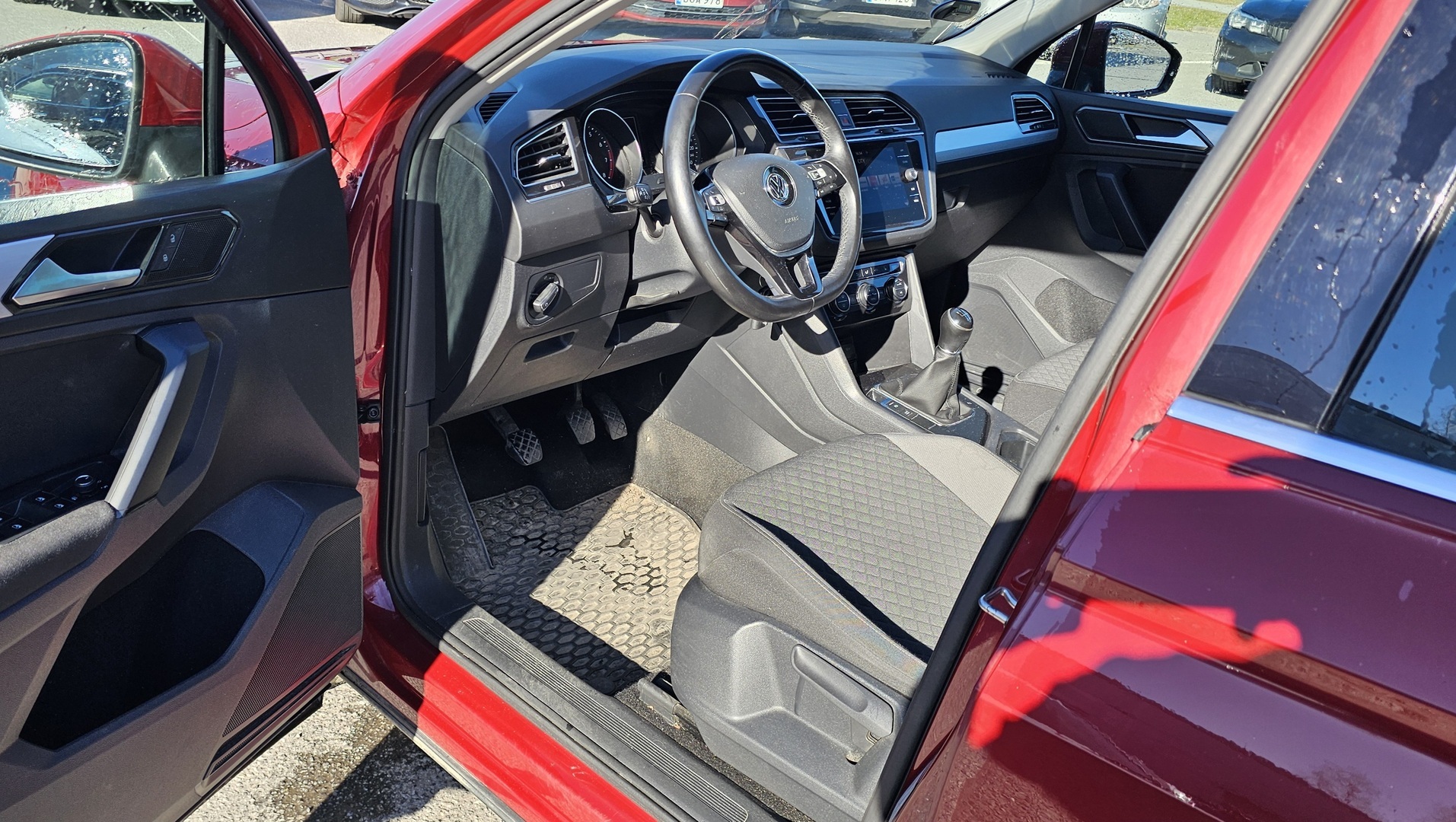 VOLKSWAGEN Tiguan 2018