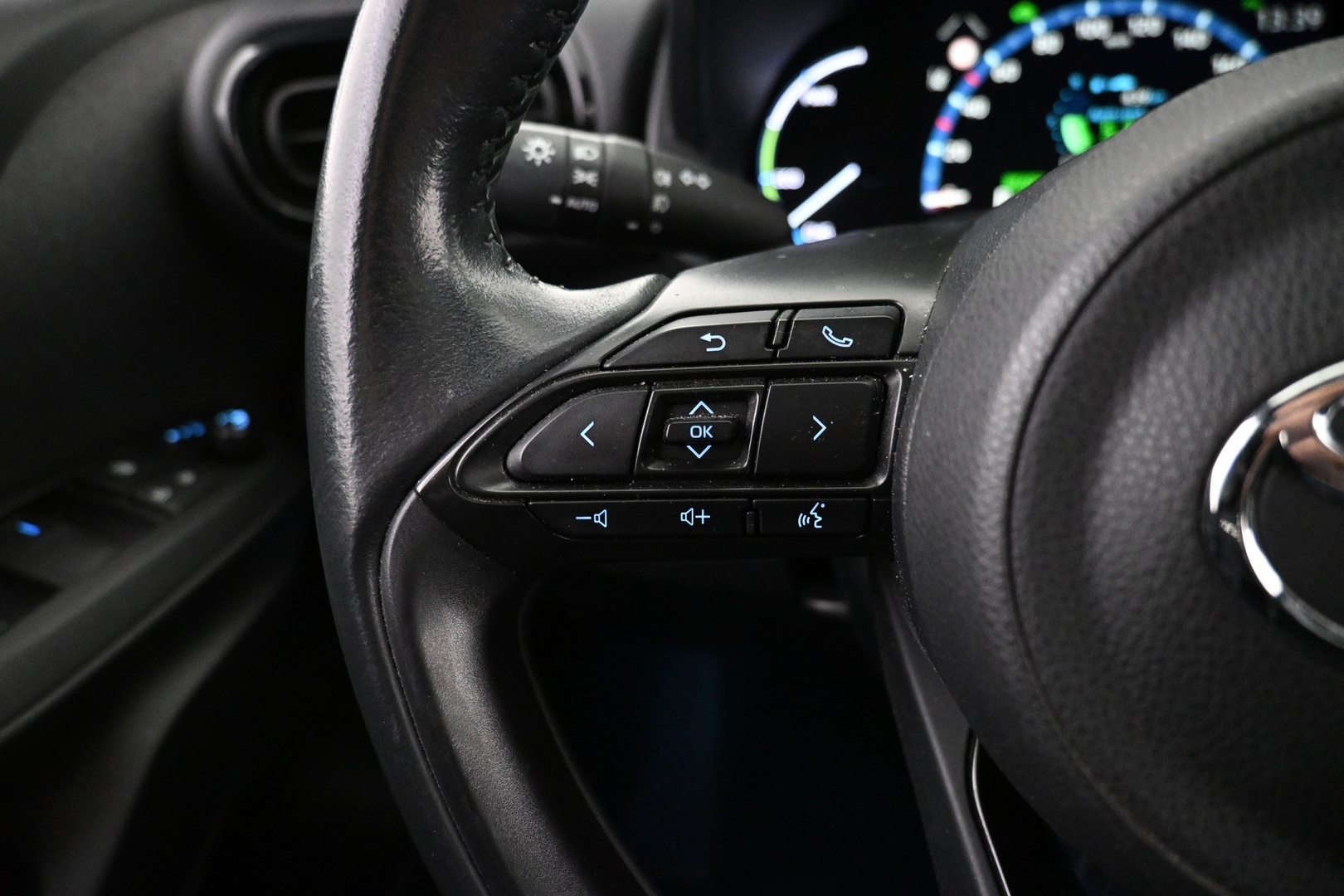 TOYOTA Yaris Cross 2021