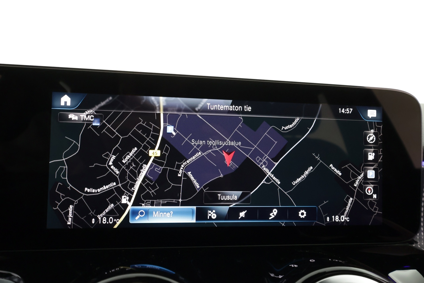 MERCEDES-BENZ EQB 2023