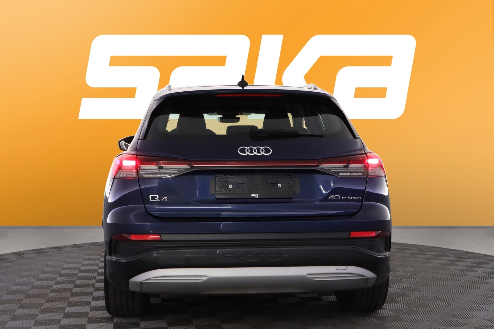 AUDI Q4 e-tron 2022