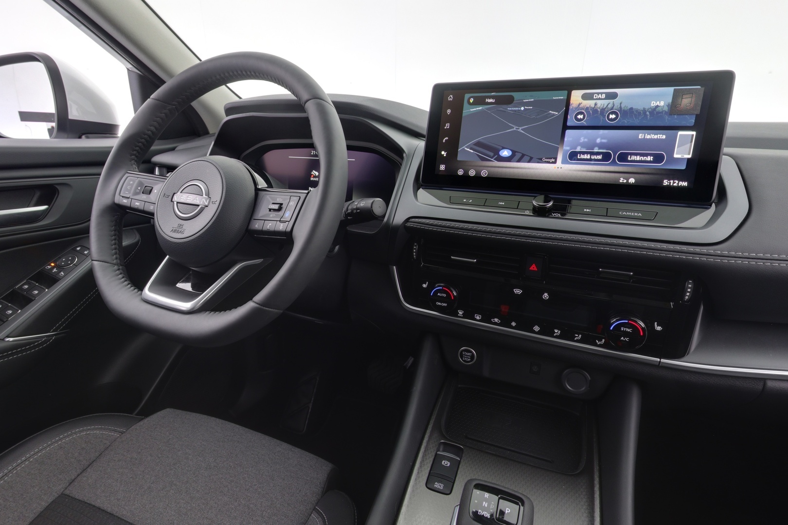 NISSAN Qashqai 2025