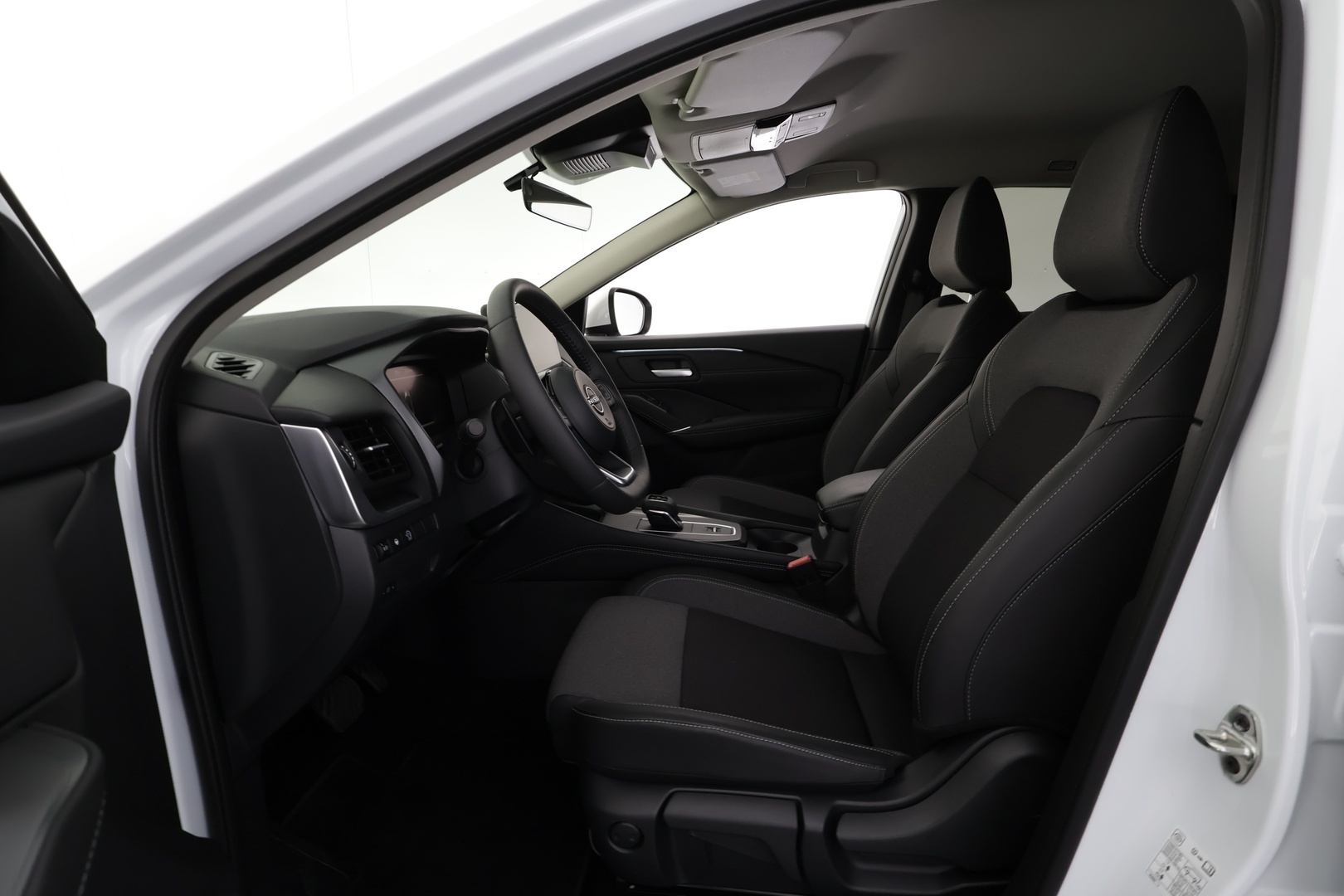 NISSAN Qashqai 2025
