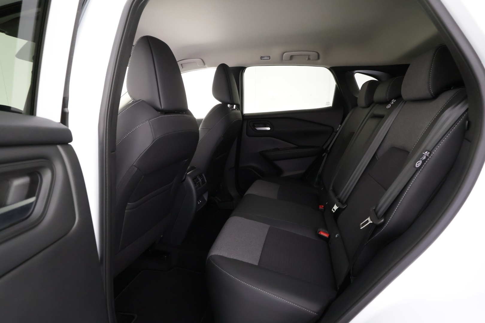 NISSAN Qashqai 2025