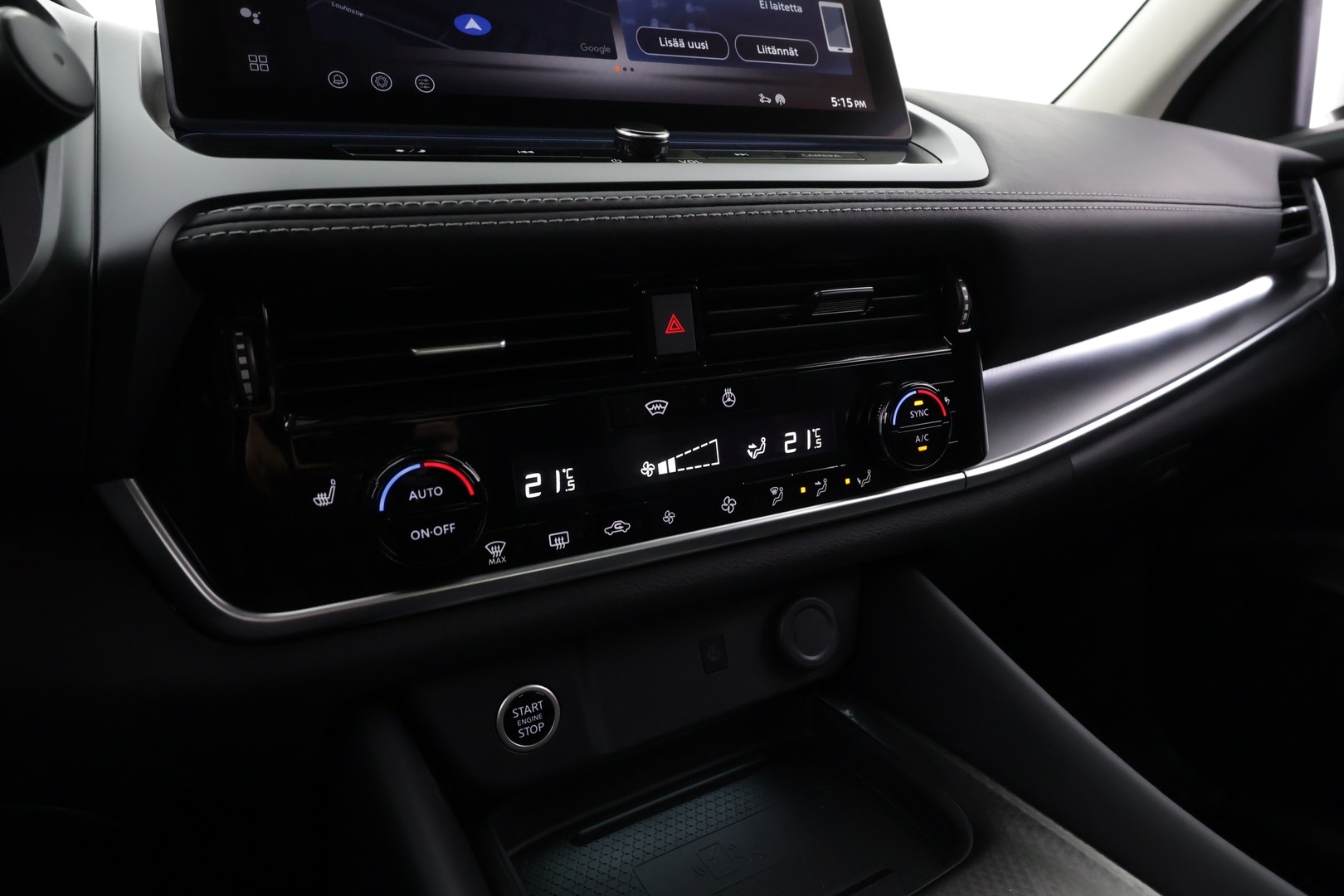 NISSAN Qashqai 2025