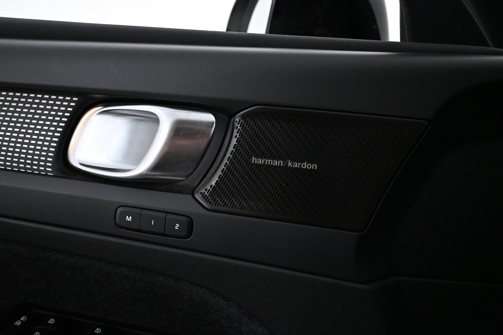 VOLVO XC40 2022
