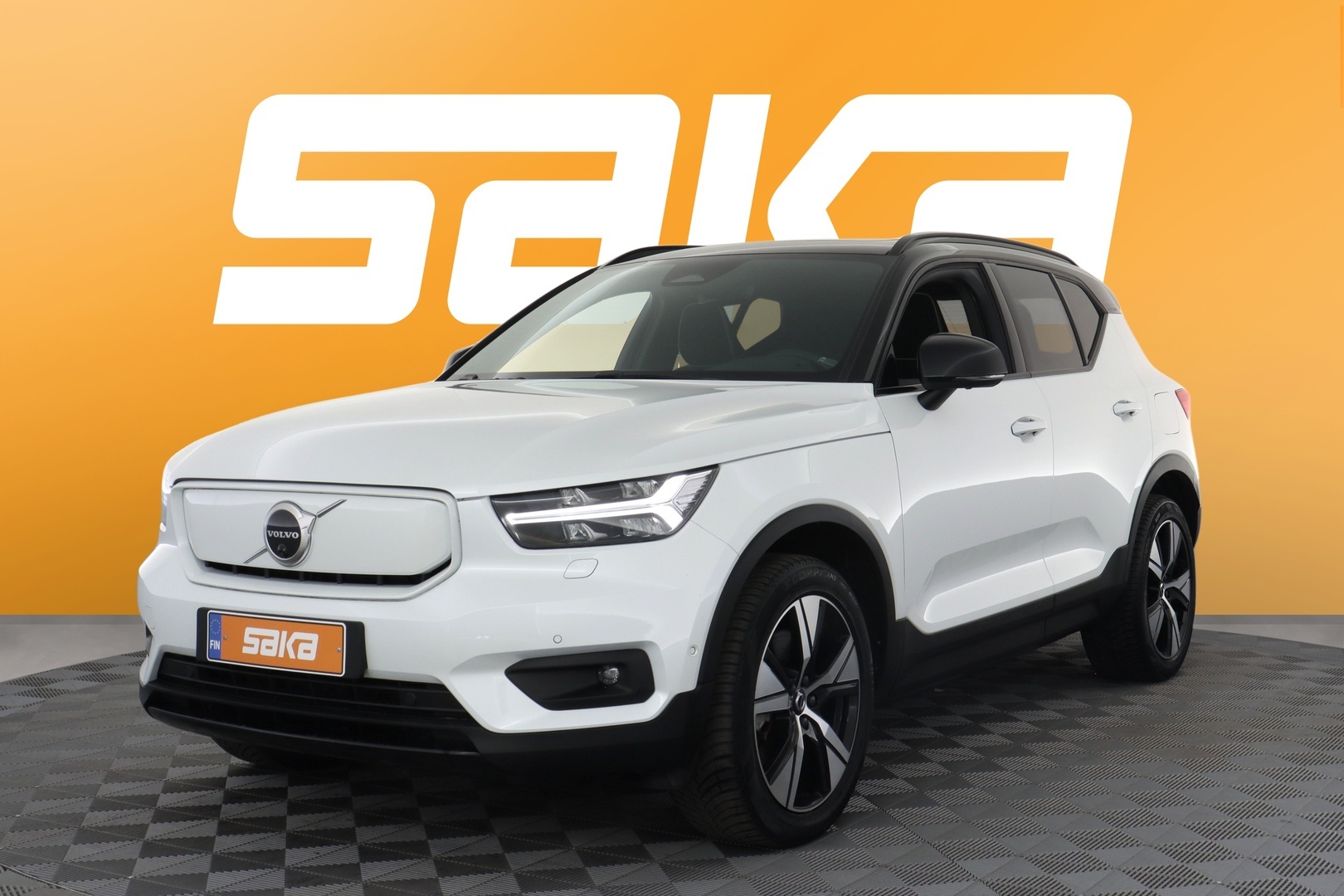 VOLVO XC40 2022
