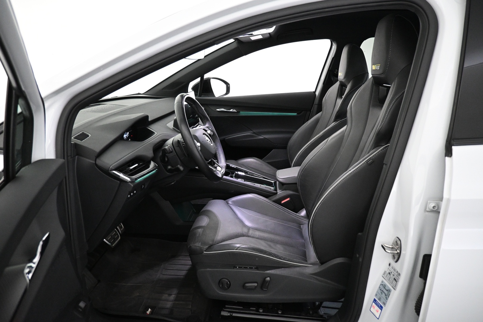 SKODA Enyaq 2022