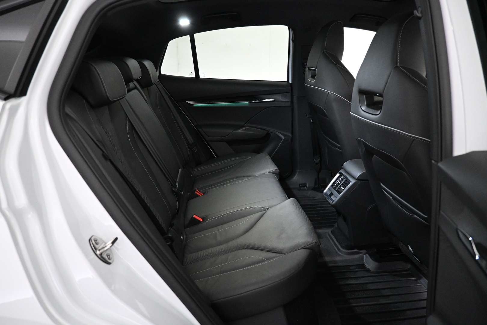 SKODA Enyaq 2022