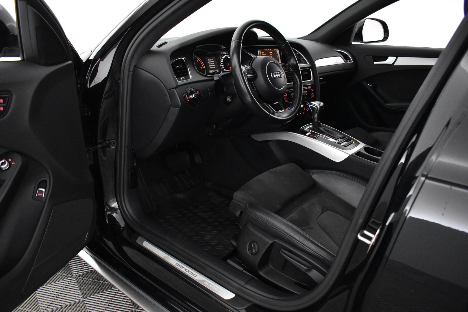 AUDI A4 ALLROAD 2013