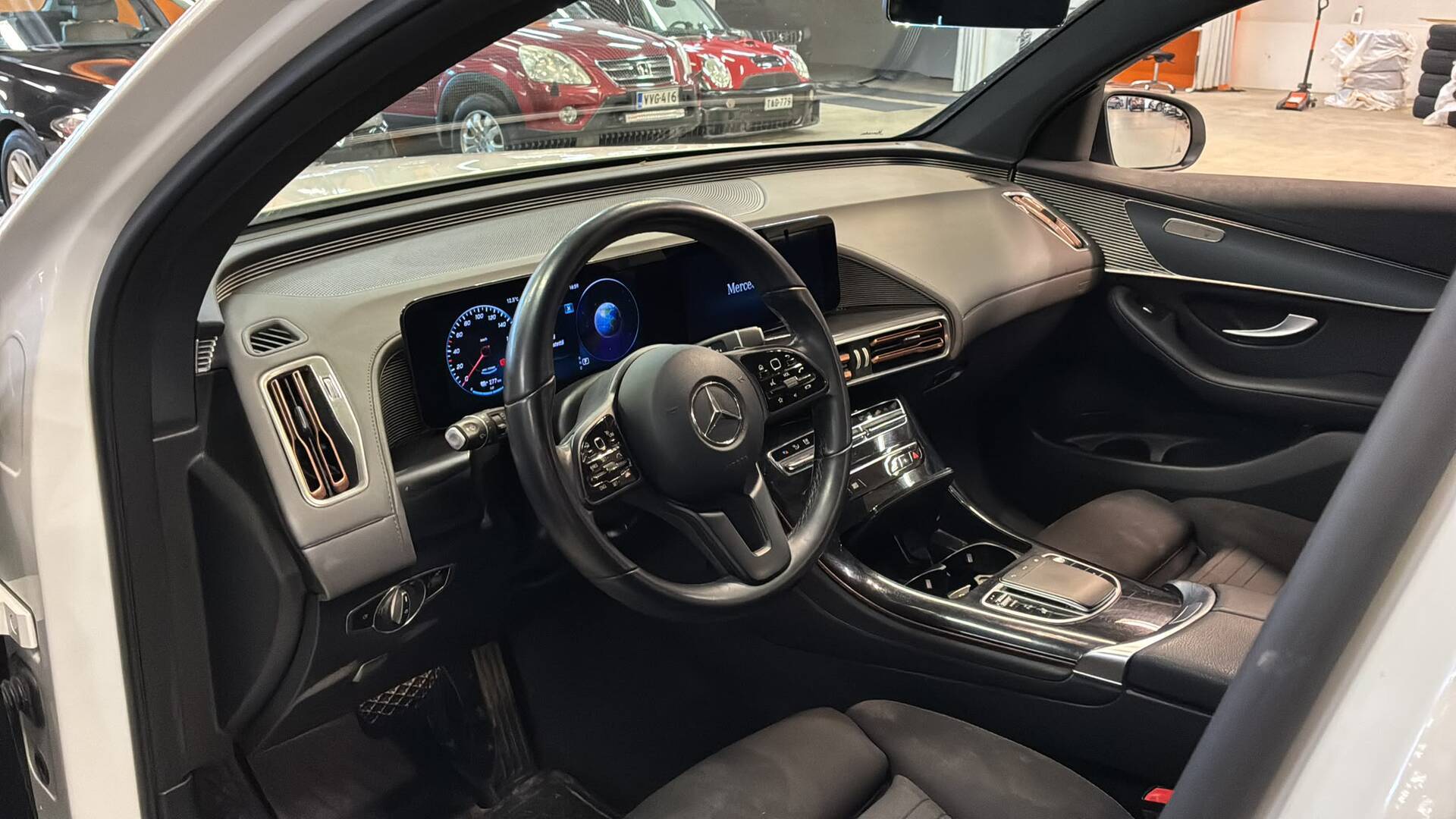 MERCEDES-BENZ EQC 2022