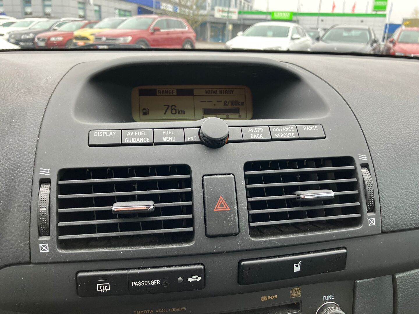 TOYOTA Avensis 2006