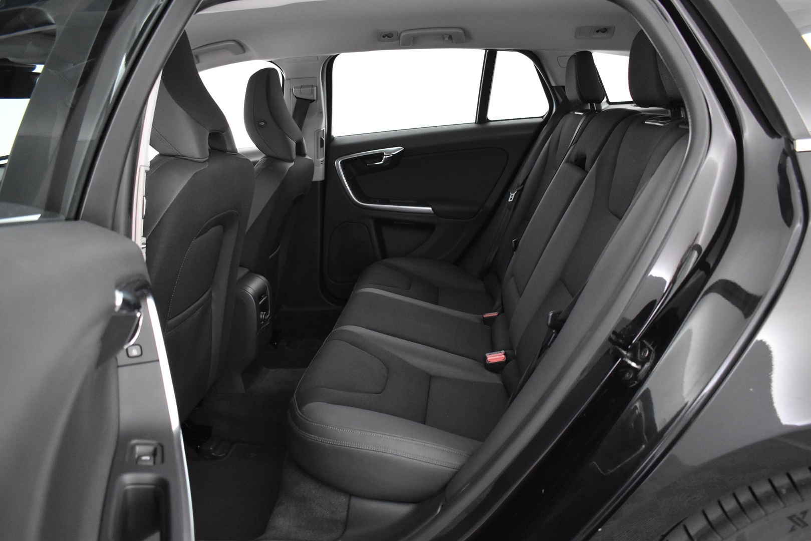 VOLVO V60 2011