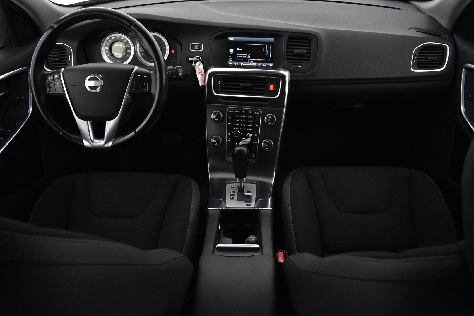 VOLVO V60 2011
