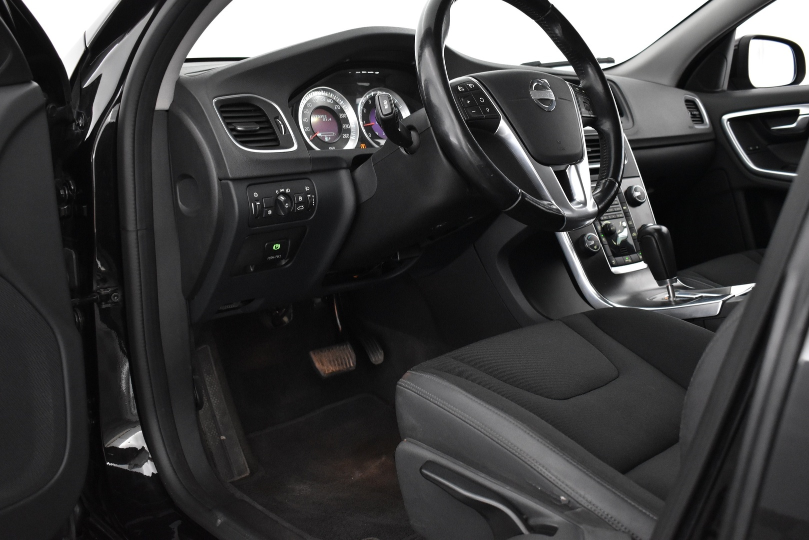 VOLVO V60 2011