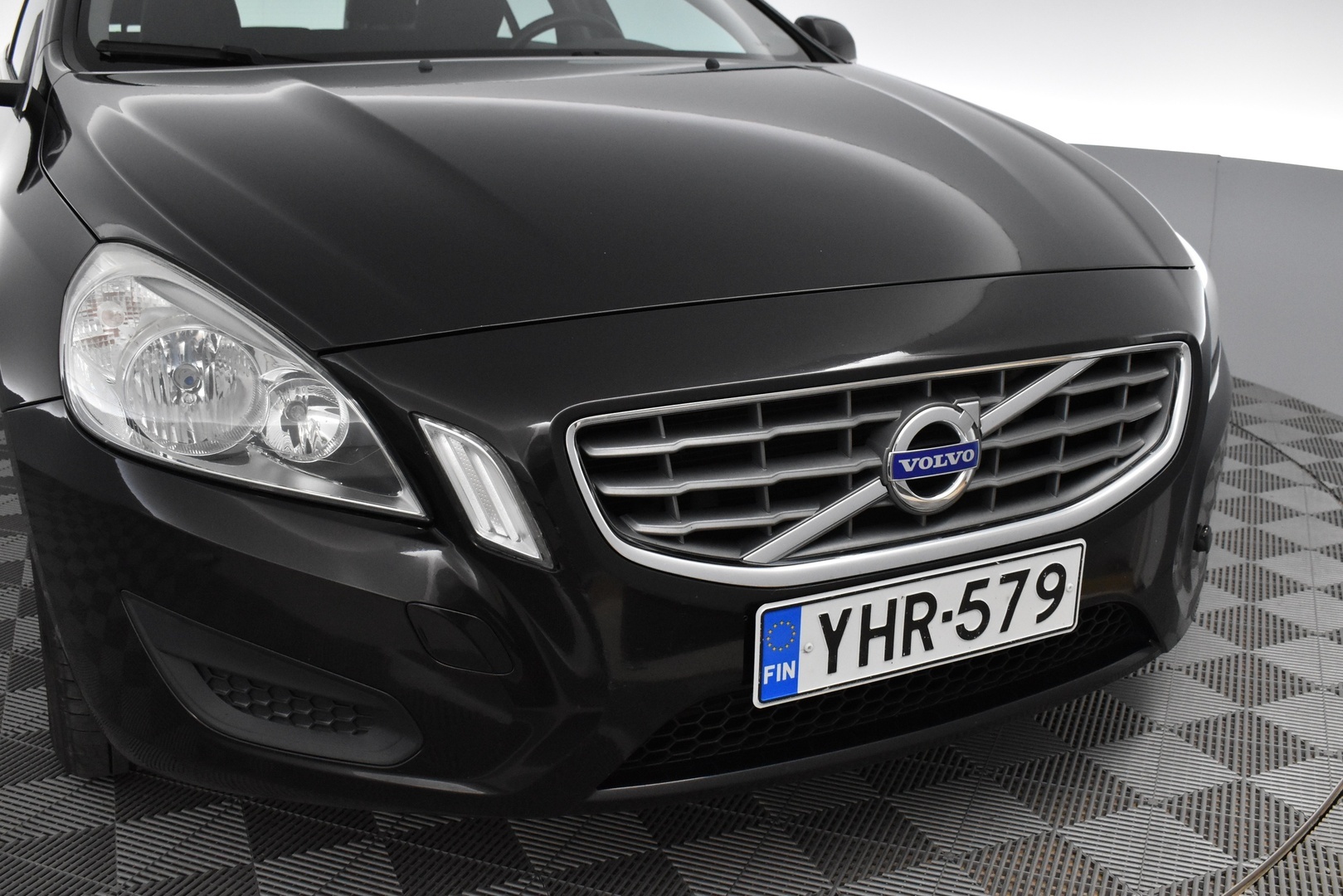 VOLVO V60 2011