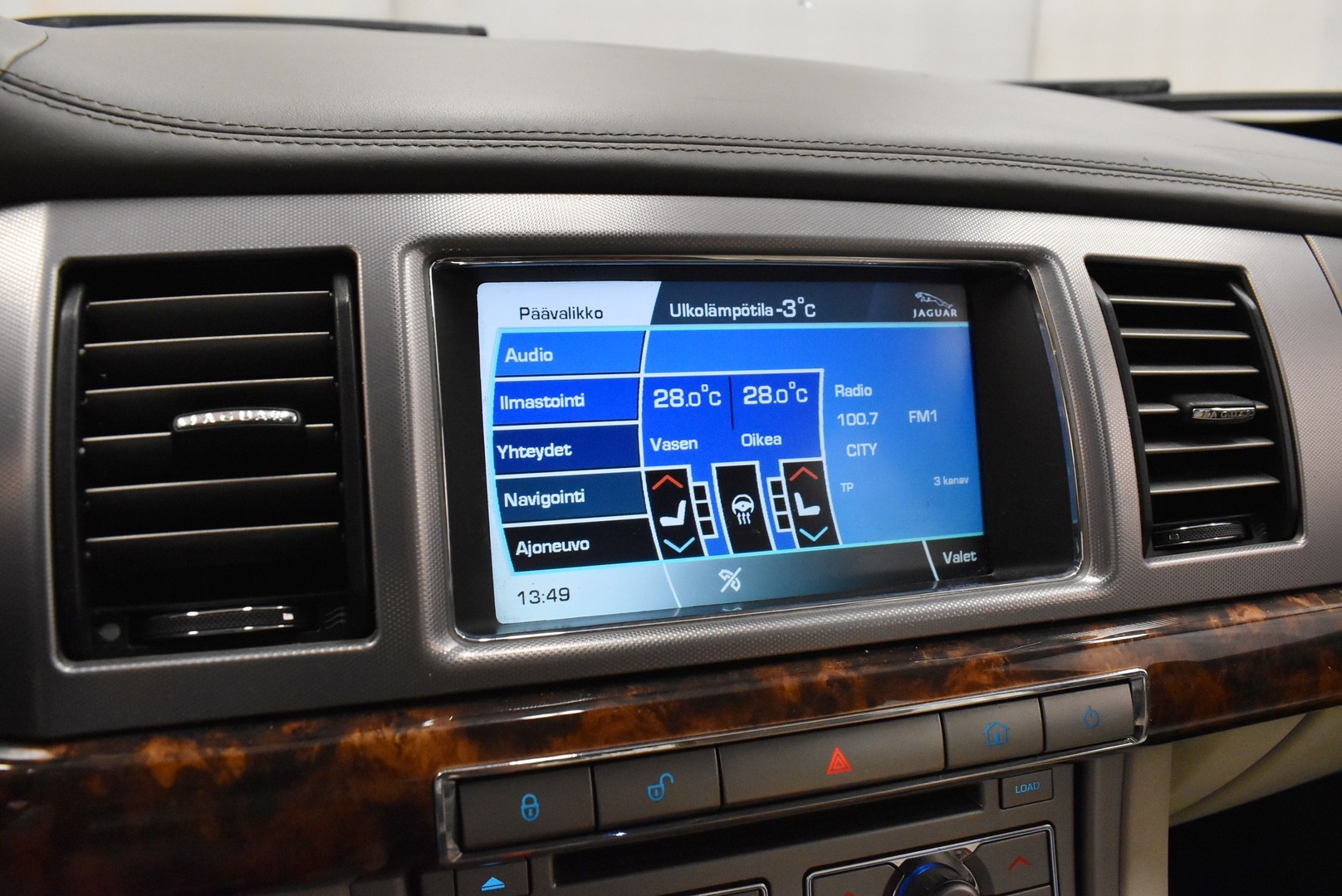 JAGUAR XF 2008