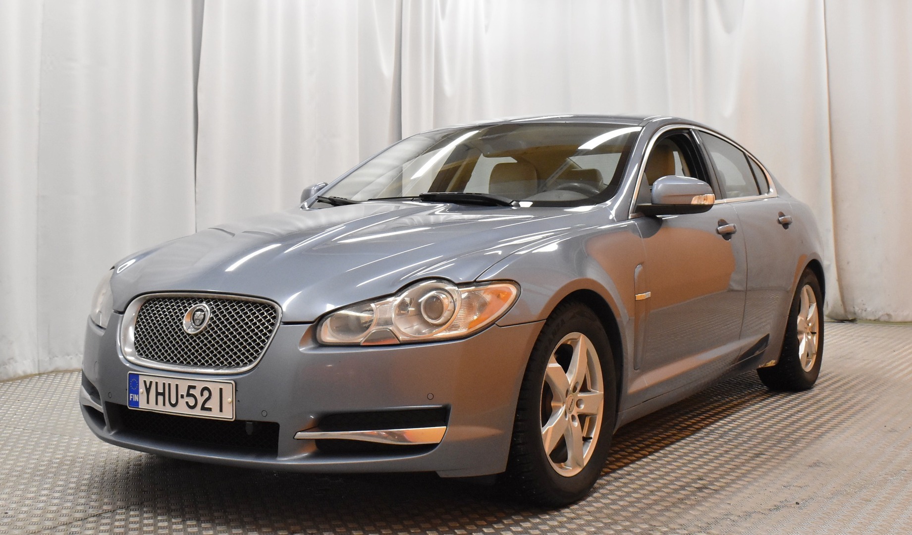 JAGUAR XF 2008