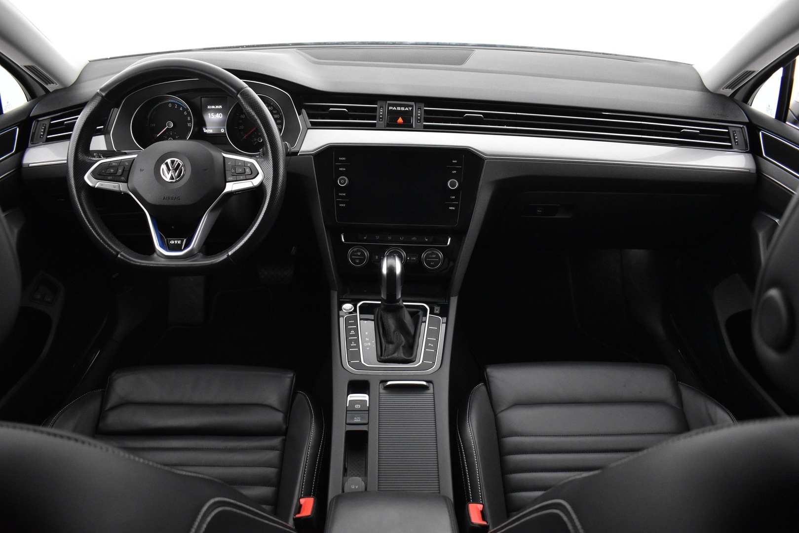 VOLKSWAGEN Passat 2020