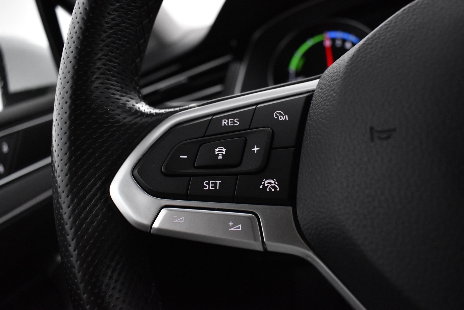 VOLKSWAGEN Passat 2020